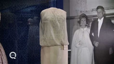 jackie kennedy chanel dress smithsonian|jackie kennedy statue.